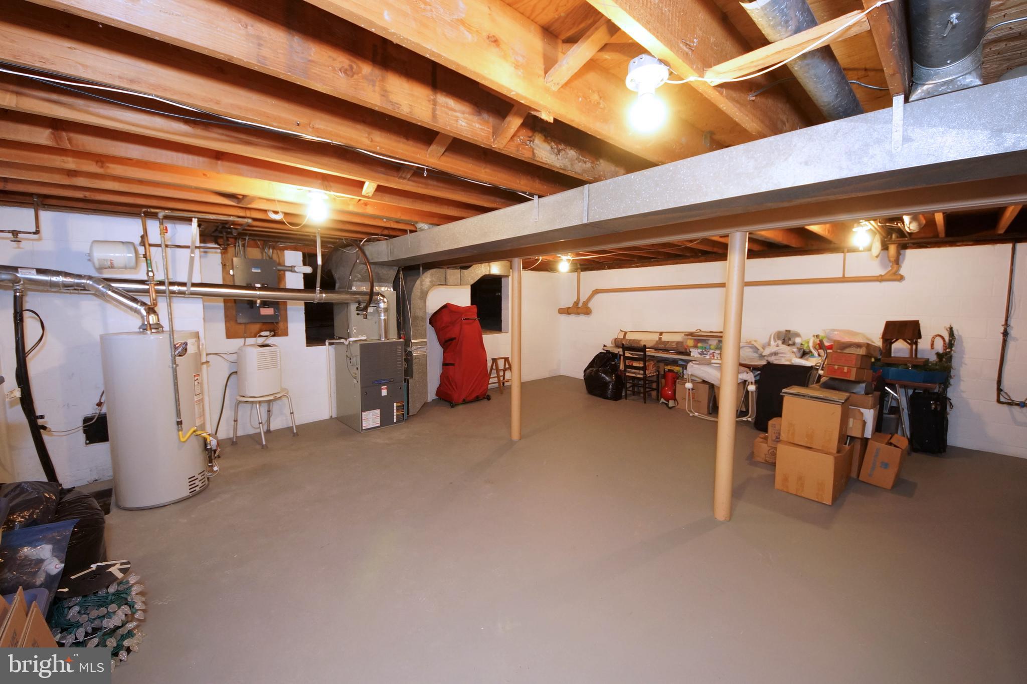 18 Crown Road Ewing, NJ 08638 - Photo 28 of 36 Gallery Image 28