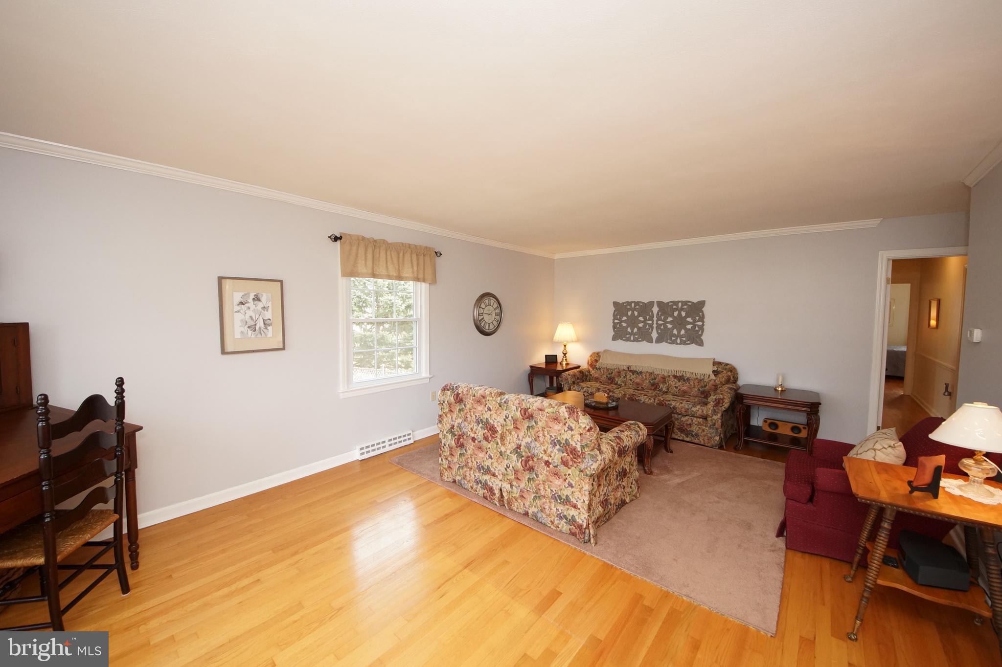18 Crown Road Ewing, NJ 08638 - Photo 7 of 36 Gallery Image 7
