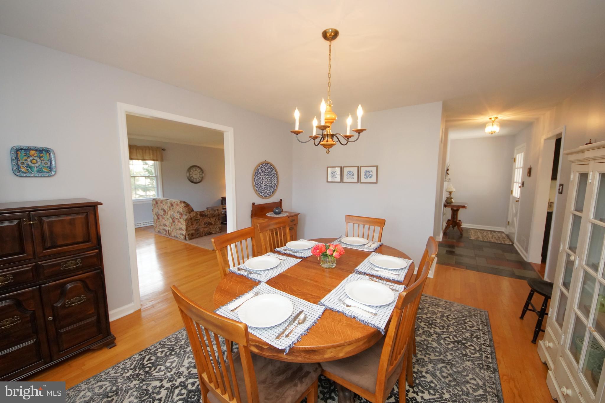 18 Crown Road Ewing, NJ 08638 - Photo 10 of 36 Gallery Image 10