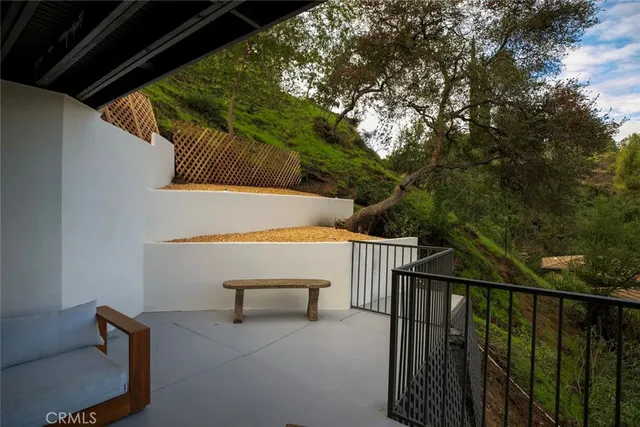 $2,850,000 | 981 Glen Oaks Boulevard, Pasadena, CA 91105