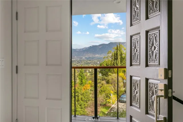 $2,775,000 | 981 Glen Oaks Boulevard, Pasadena, CA 91105