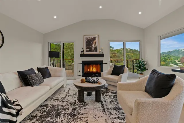 $2,775,000 | 981 Glen Oaks Boulevard, Pasadena, CA 91105