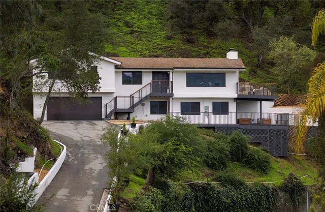 $2,850,000 | 981 Glen Oaks Boulevard, Pasadena, CA 91105