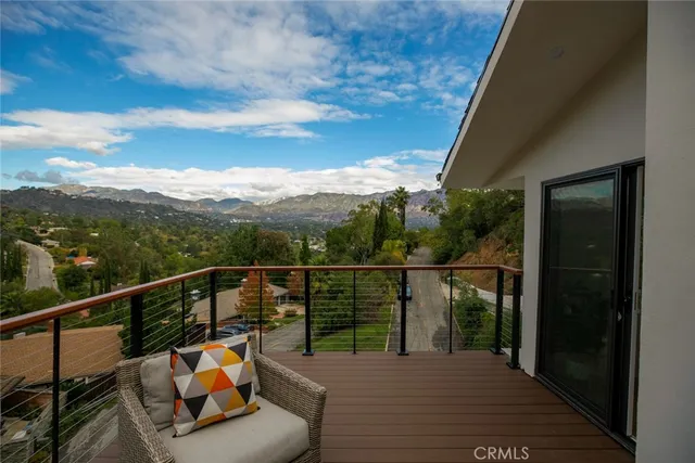 $2,850,000 | 981 Glen Oaks Boulevard, Pasadena, CA 91105