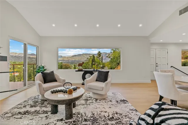 $2,850,000 | 981 Glen Oaks Boulevard, Pasadena, CA 91105