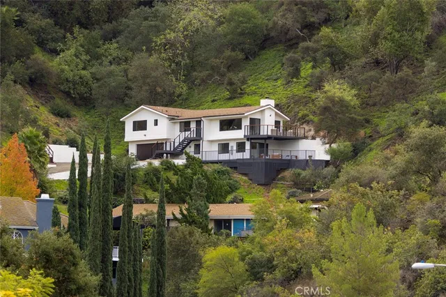 $2,775,000 | 981 Glen Oaks Boulevard, Pasadena, CA 91105