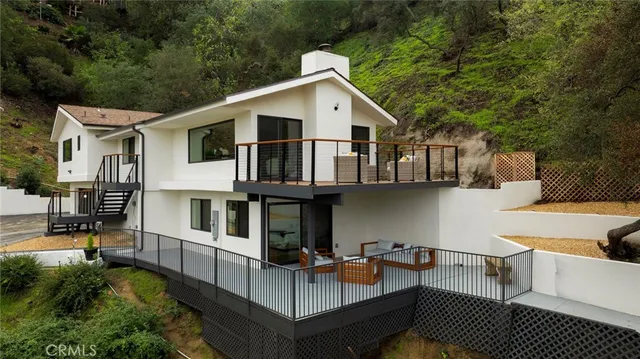 $2,850,000 | 981 Glen Oaks Boulevard, Pasadena, CA 91105