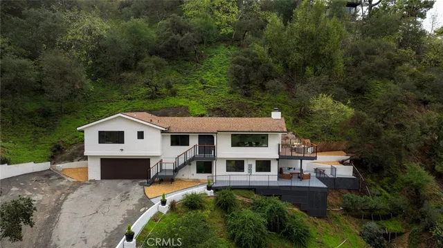 $2,850,000 | 981 Glen Oaks Boulevard, Pasadena, CA 91105