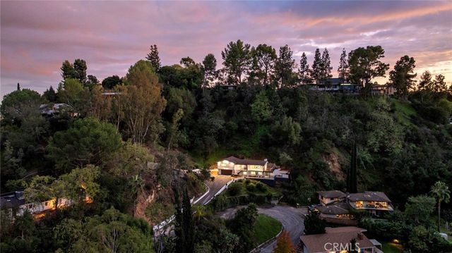 $2,850,000 | 981 Glen Oaks Boulevard, Pasadena, CA 91105