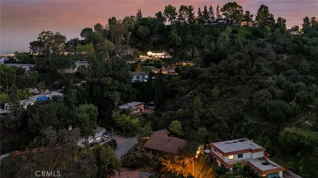 $2,850,000 | 981 Glen Oaks Boulevard, Pasadena, CA 91105