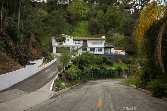 $2,775,000 | 981 Glen Oaks Boulevard, Pasadena, CA 91105