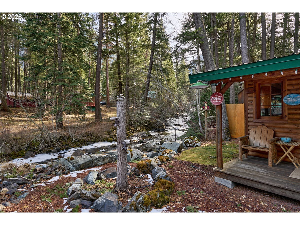 60081 Pollock Road Joseph, OR 97846 - Photo 4 of 30