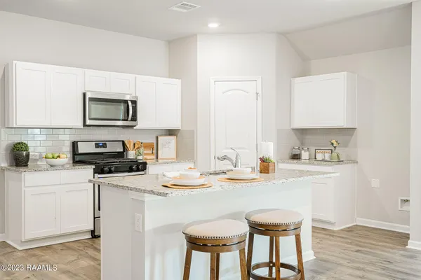 $260,000 | 101 Eagle Lk Drive, Duson, LA 70529