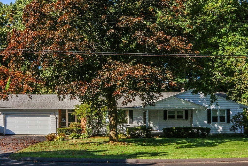 58 Woodland Road Longmeadow, MA 01106 - Photo 3 of 11 Gallery Image 3