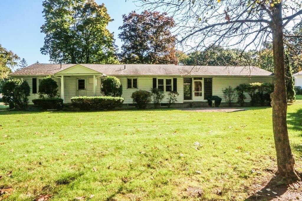 58 Woodland Road Longmeadow, MA 01106 - Photo 5 of 11 Gallery Image 5
