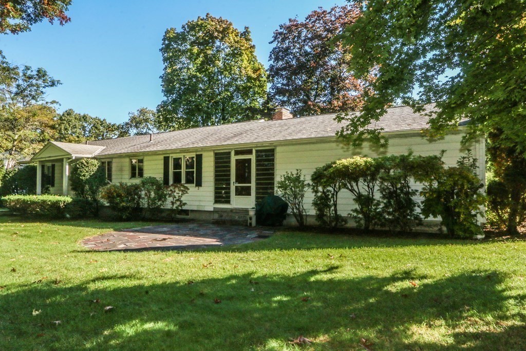 58 Woodland Road Longmeadow, MA 01106 - Photo 6 of 11 Gallery Image 6