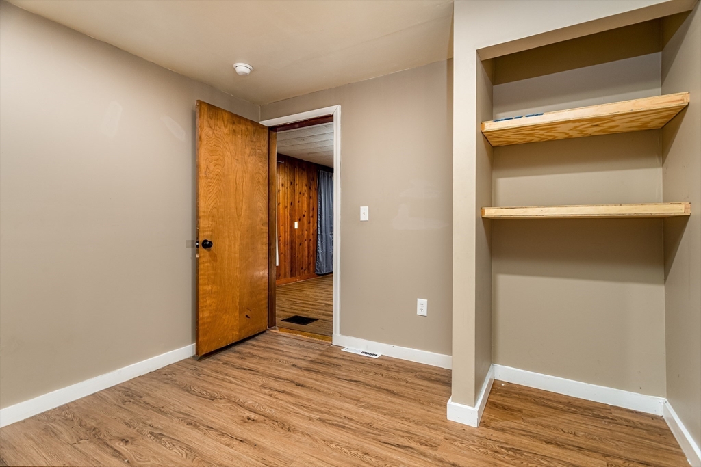 22 Hawes Street Fitchburg, MA 01420 - Photo 11 of 31