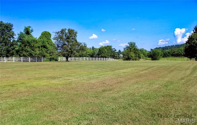 $749,900 | 1537 County Road 618, Cape Girardeau, MO 63701