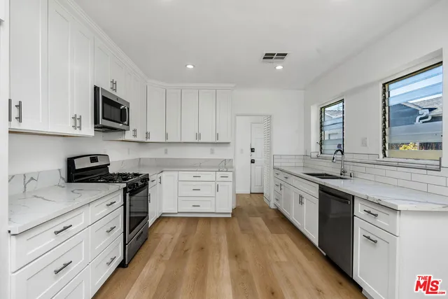 $6,995 | 9654 West Olympic Boulevard, Beverly Hills, CA 90212