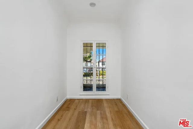 $6,995 | 9654 West Olympic Boulevard, Beverly Hills, CA 90212