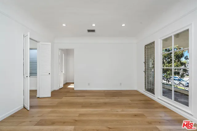 $6,995 | 9654 West Olympic Boulevard, Beverly Hills, CA 90212