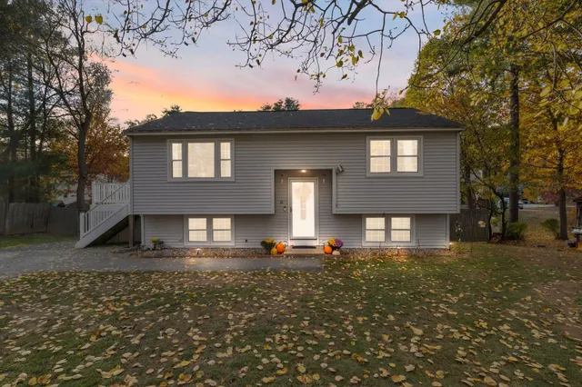 $475,000 | 16 Cassandra Lane, Nashua, NH 03064