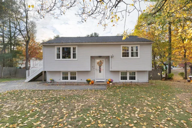 $475,000 | 16 Cassandra Lane, Nashua, NH 03064