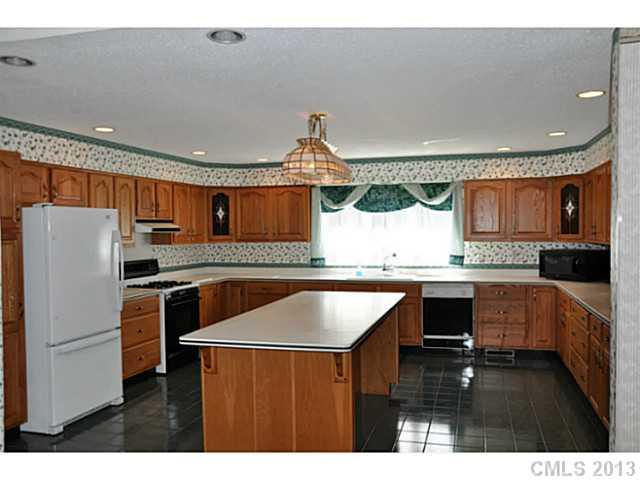 150 North Paraham Road, Unit FR Clover, SC 29710 - Photo 2 of 16 Gallery Image 2