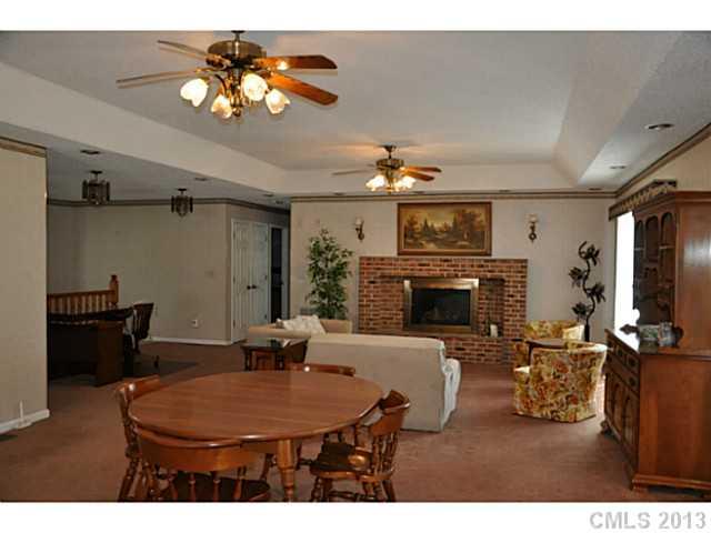 150 North Paraham Road, Unit FR Clover, SC 29710 - Photo 5 of 16 Gallery Image 5