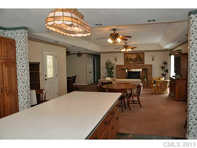 150 North Paraham Road, Unit FR Clover, SC 29710 - Photo 6 of 16 Gallery Image 6