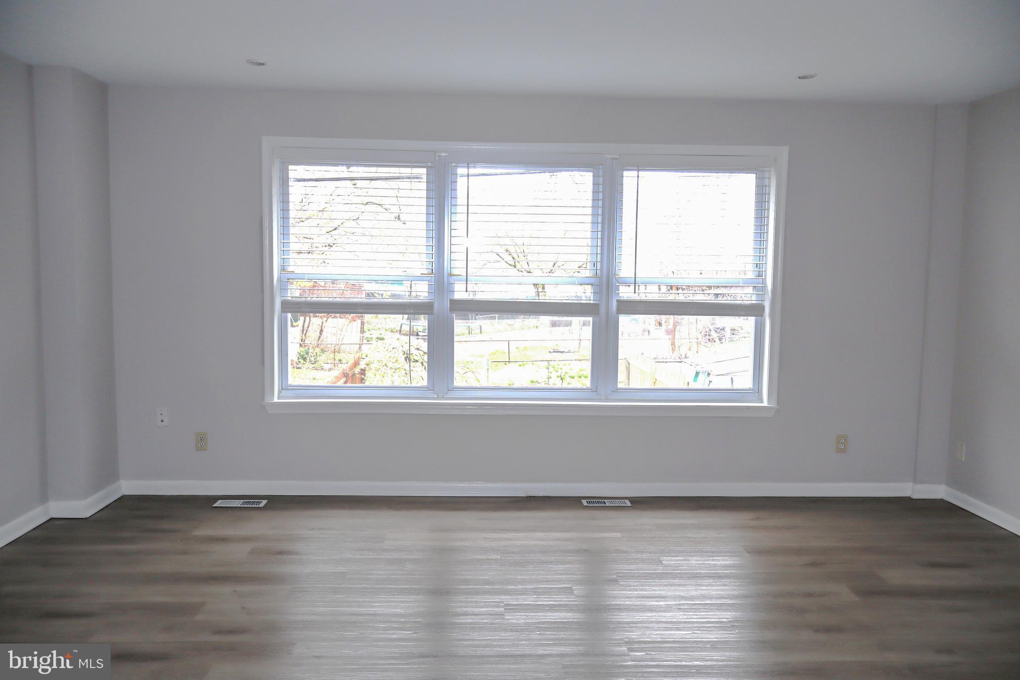 3019 Fairdale Road Philadelphia, PA 19154 - Photo 11 of 22 Gallery Image 11