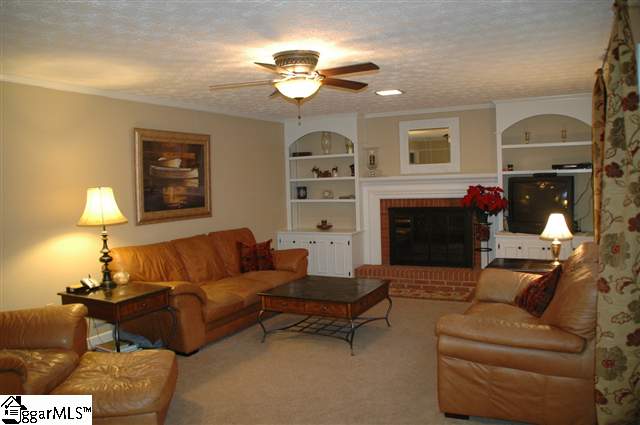 106 Creekside Road Greer, SC 29650 - Photo 14 of 24 Gallery Image 14