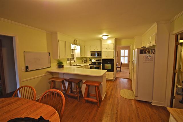 106 Creekside Road Greer, SC 29650 - Photo 7 of 24 Gallery Image 7