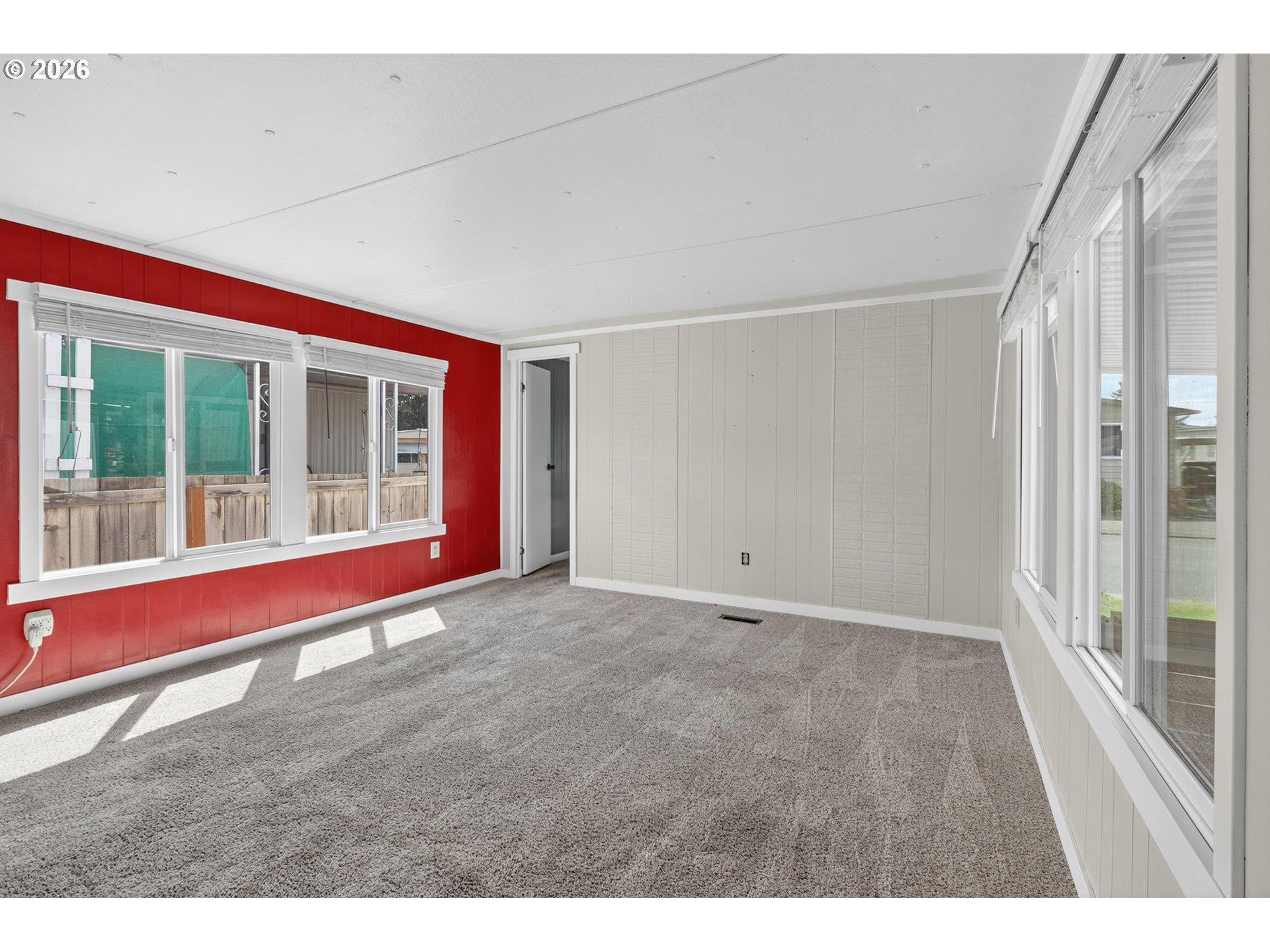 205 South 54th Street, Unit 80 Springfield, OR 97478 - Photo 15 of 37 a view of an empty room with a window