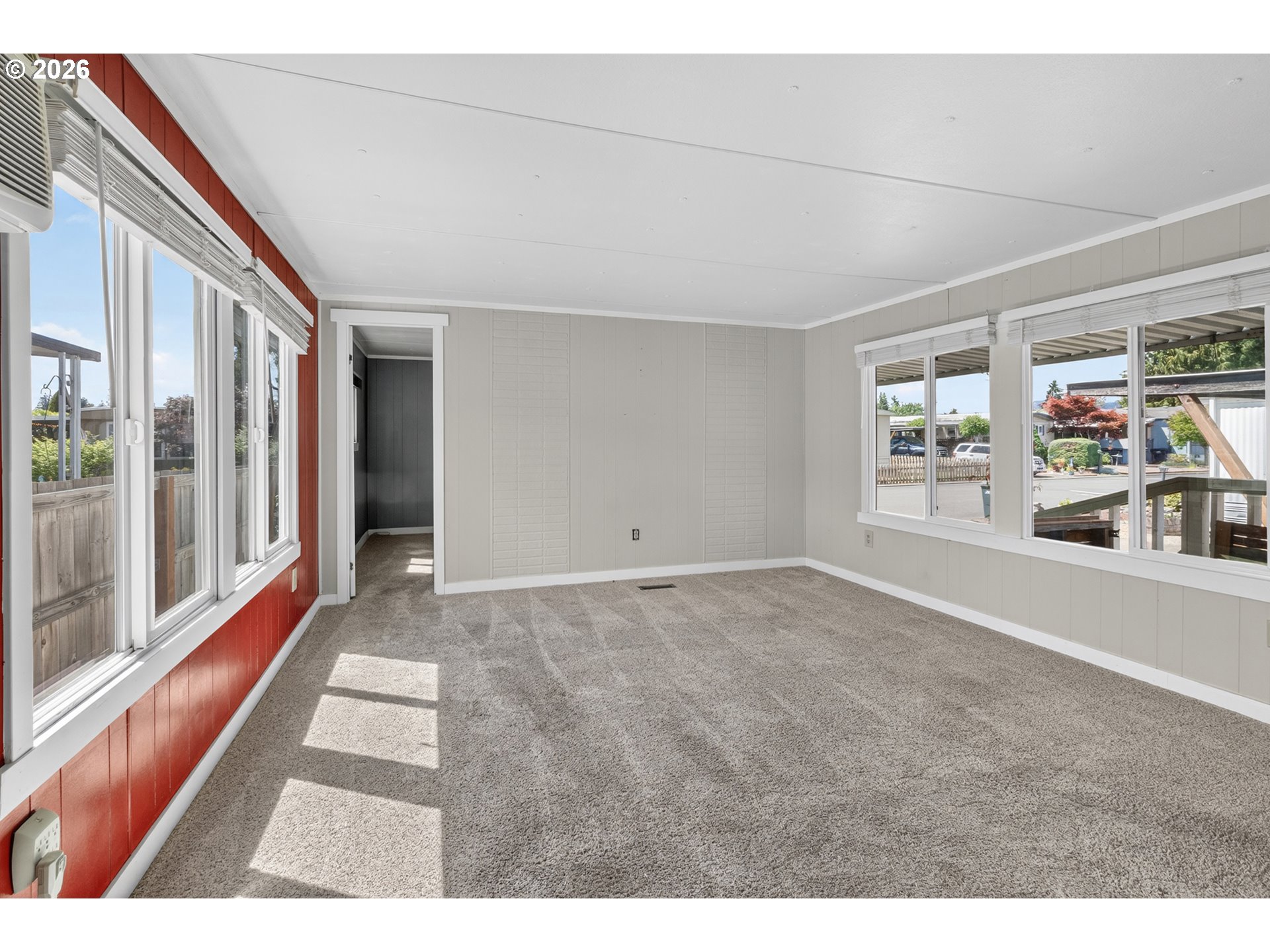 205 South 54th Street, Unit 80 Springfield, OR 97478 - Photo 16 of 37 a view of an empty room and window