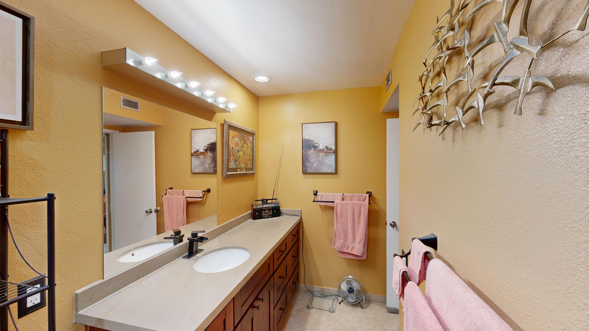 1111 East Ramon Road, Unit 38 Palm Springs, CA 92264 - Photo 18 of 31 10.08.2024_18.56.55