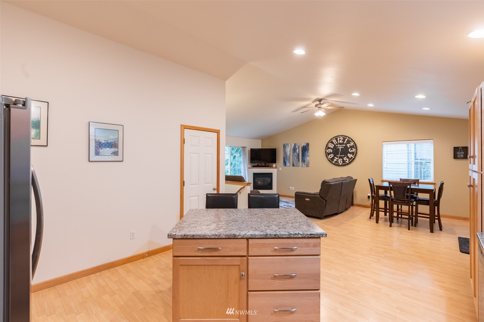 21 Stable Lane Bellingham, WA 98229 - Photo 11 of 40 Gallery Image 11