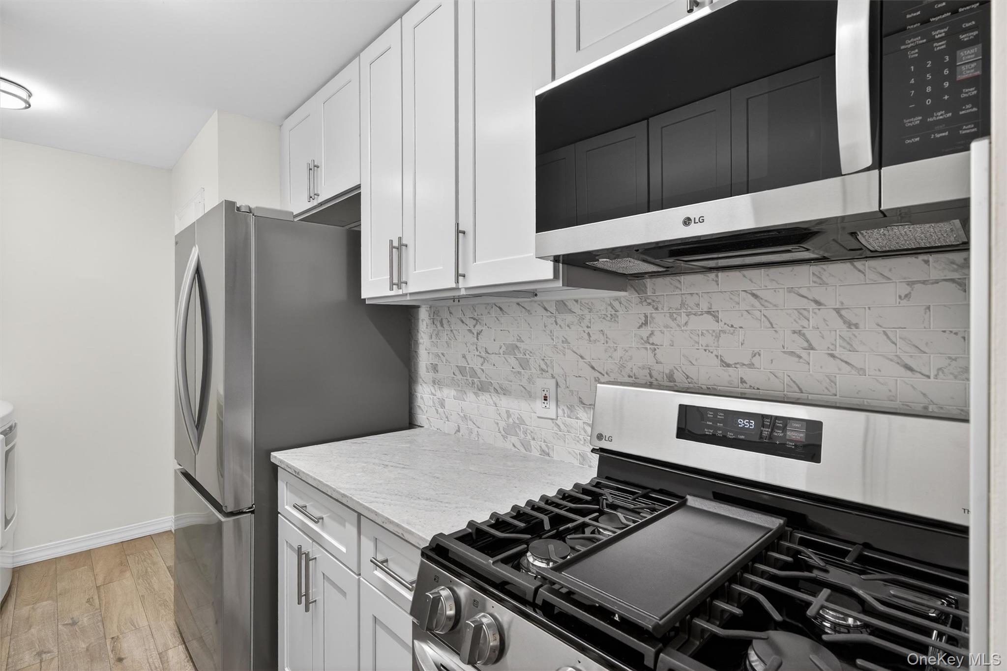 276 Temple Hill Road, Unit 1613 New Windsor, NY 12553 - Photo 11 of 32
