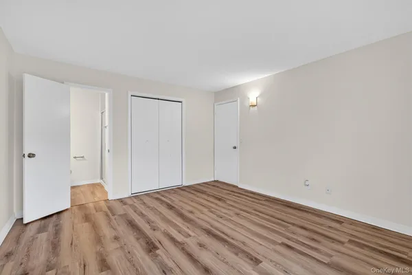 $2,600 | 276 Temple Hill Road, Unit 1613, New Windsor, NY 12553