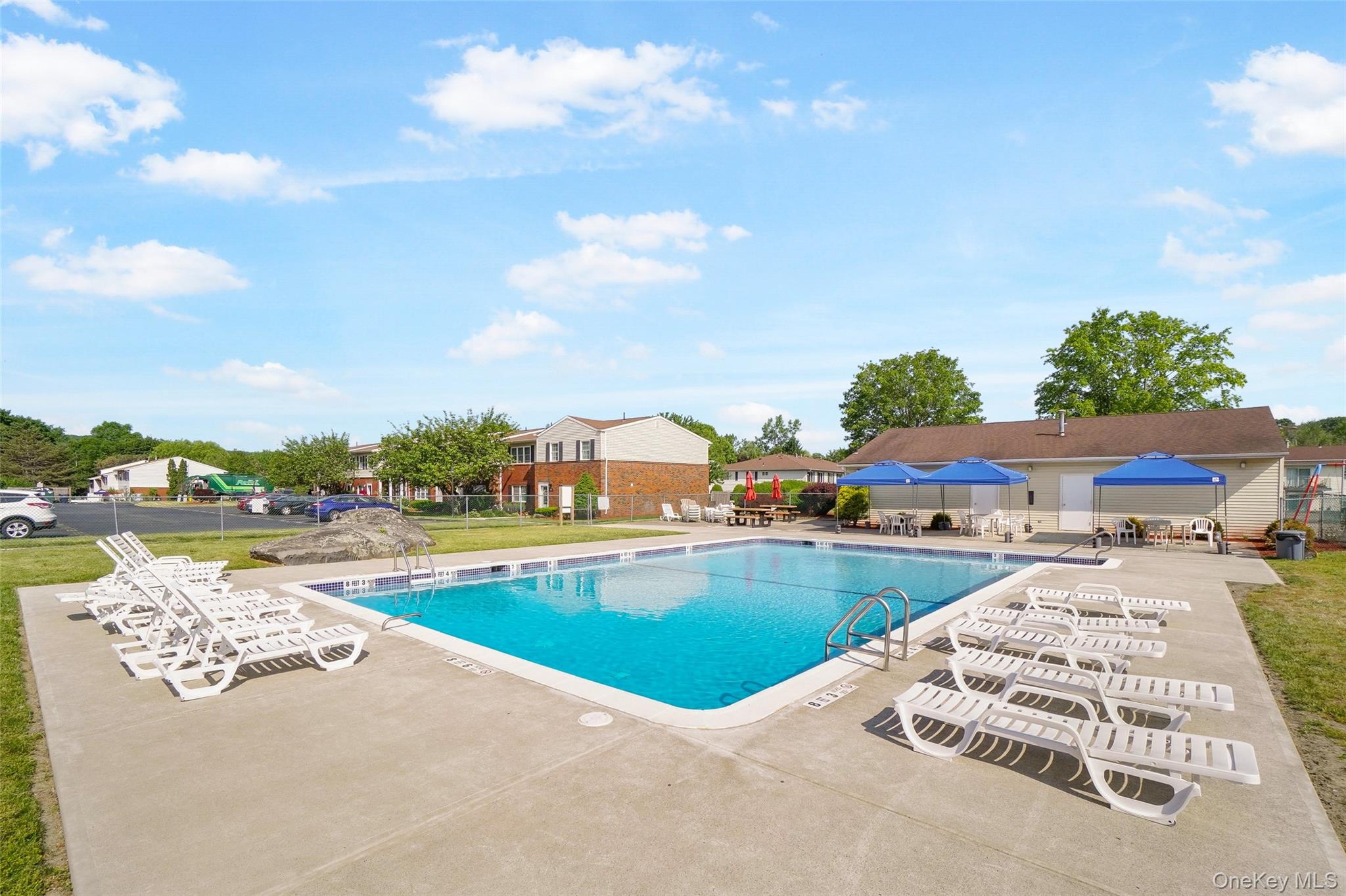 276 Temple Hill Road, Unit 1613 New Windsor, NY 12553 - Photo 30 of 32