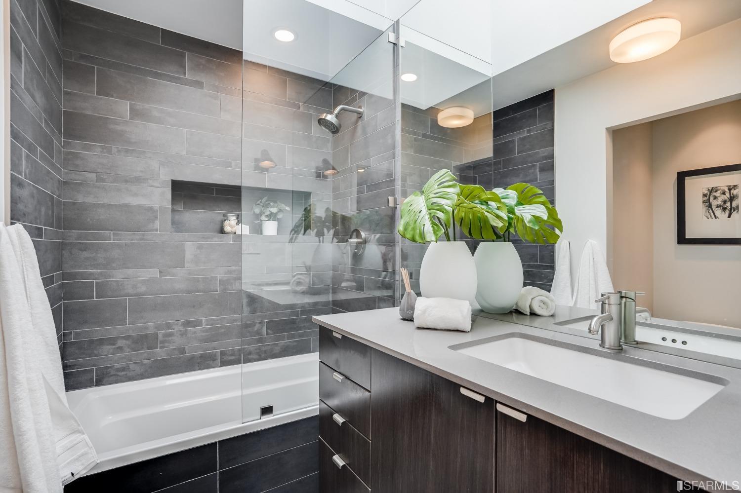 91 Bronte Street San Francisco, CA 94110 - Photo 13 of 24 a bathroom with a sink and a bathtub