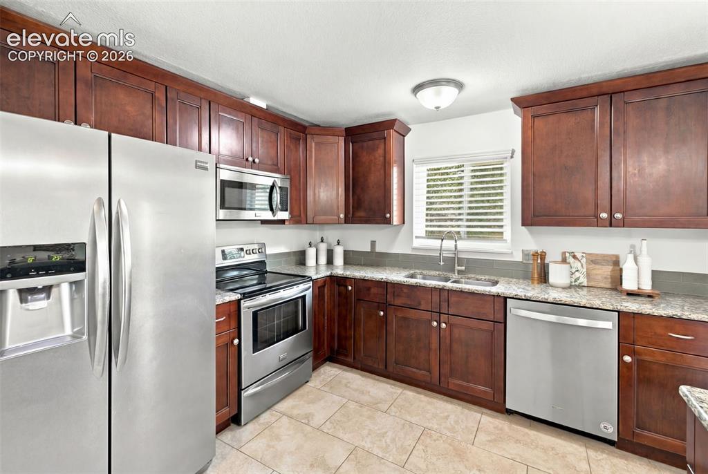 1239 Suncrest Way Colorado Springs, CO 80906 - Photo 26 of 46