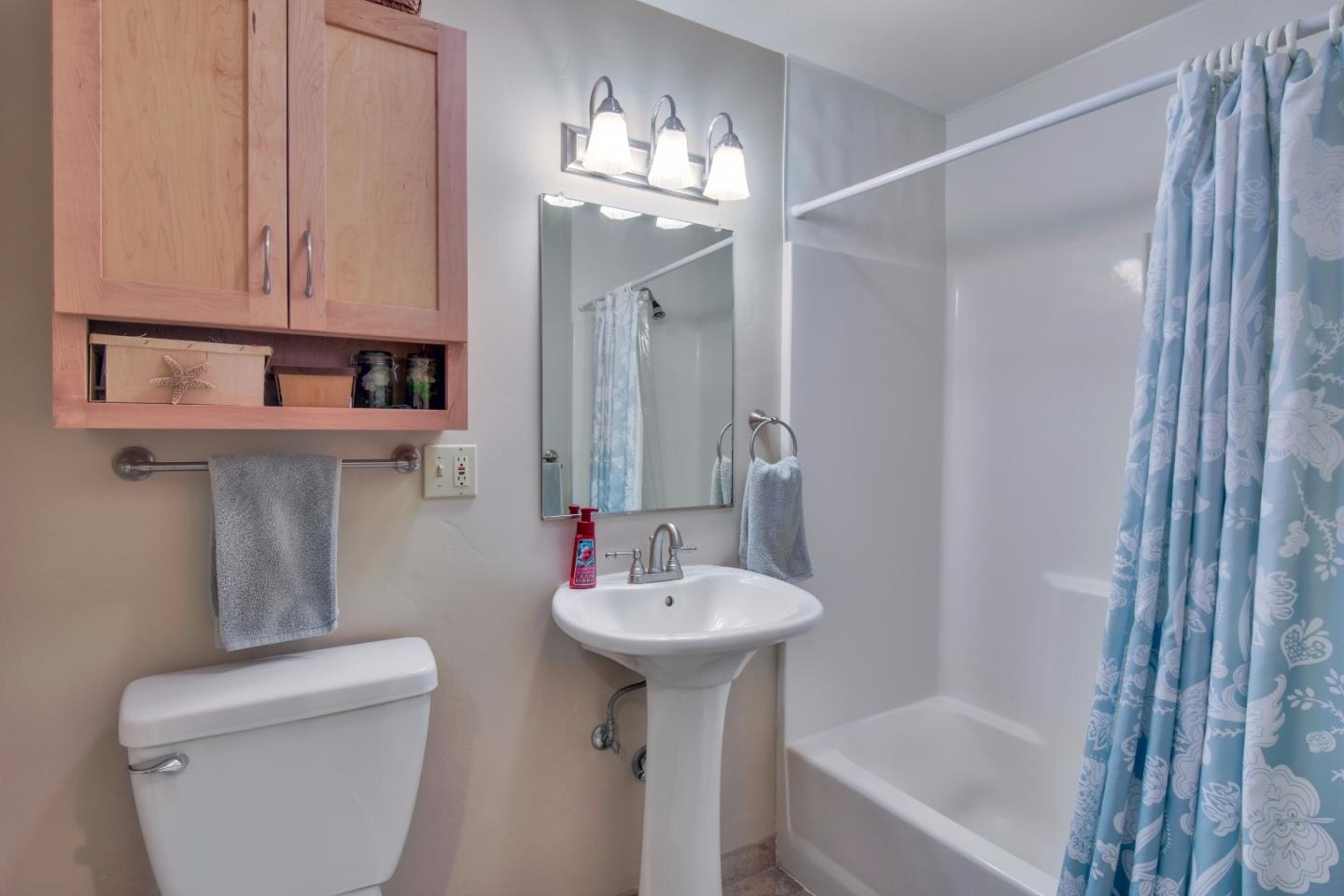 181 Hidden Moon Road Watsonville, CA 95076 - Photo 16 of 28 Gallery Image 16