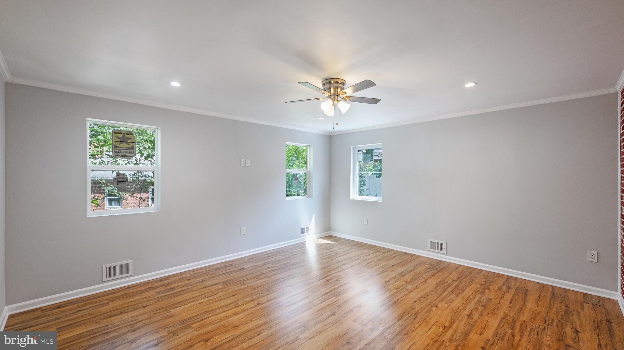 12205 Bond Street Silver Spring, MD 20902 - Photo 21 of 34 bedroom 3