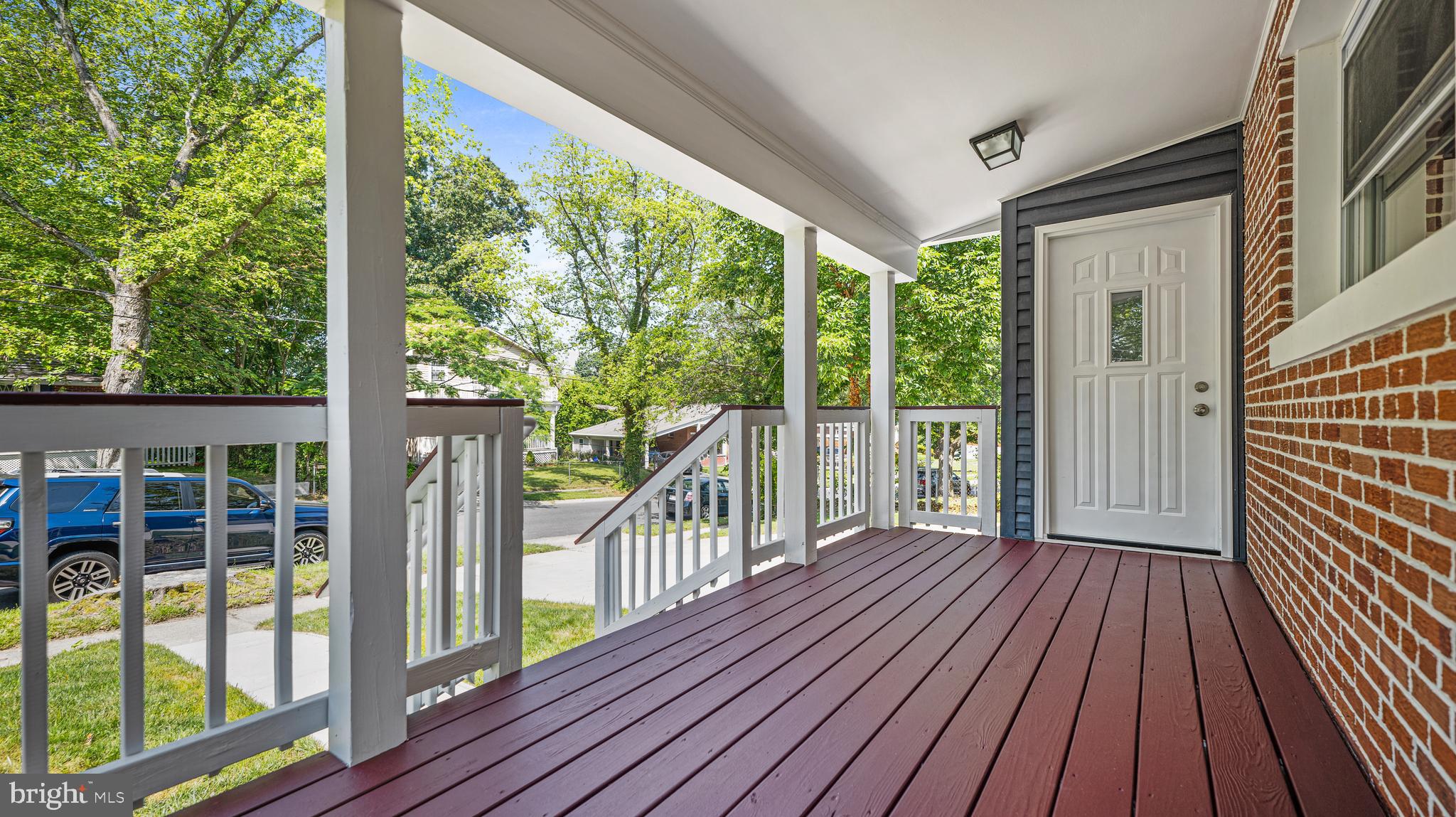 12205 Bond Street Silver Spring, MD 20902 - Photo 4 of 34 Front proch
