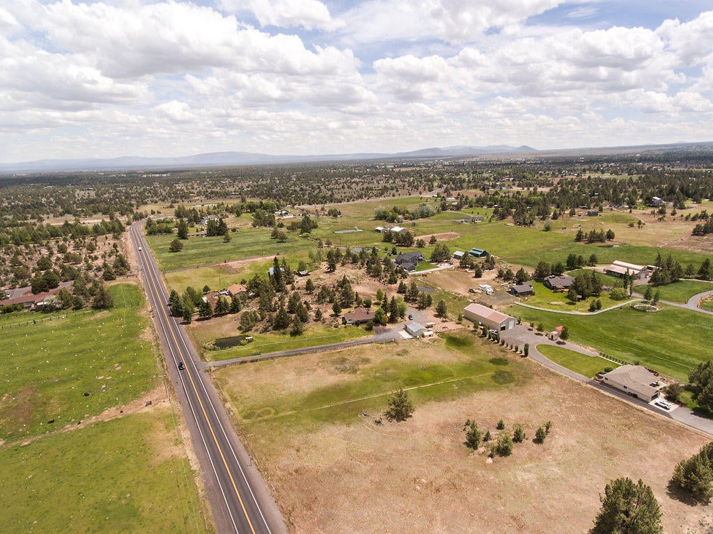 61395 Ward Road Bend, OR 97702 - Photo 46 of 56 PhotoMyListing-46
