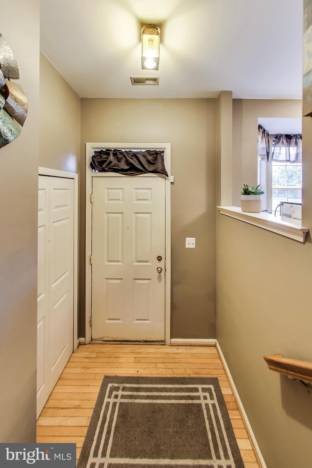 7743 Cornerstone Way Baltimore, MD 21244 - Photo 4 of 44