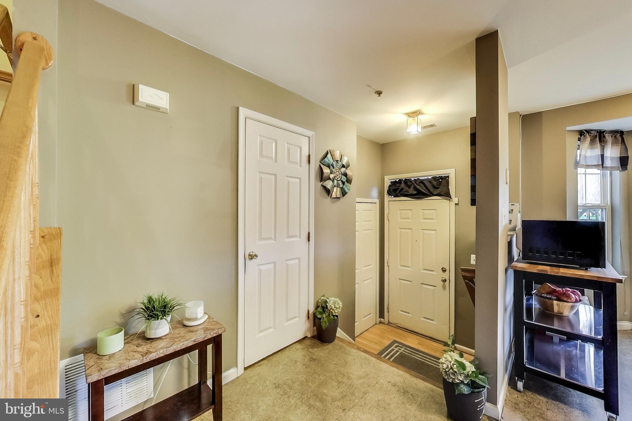 7743 Cornerstone Way Baltimore, MD 21244 - Photo 5 of 44