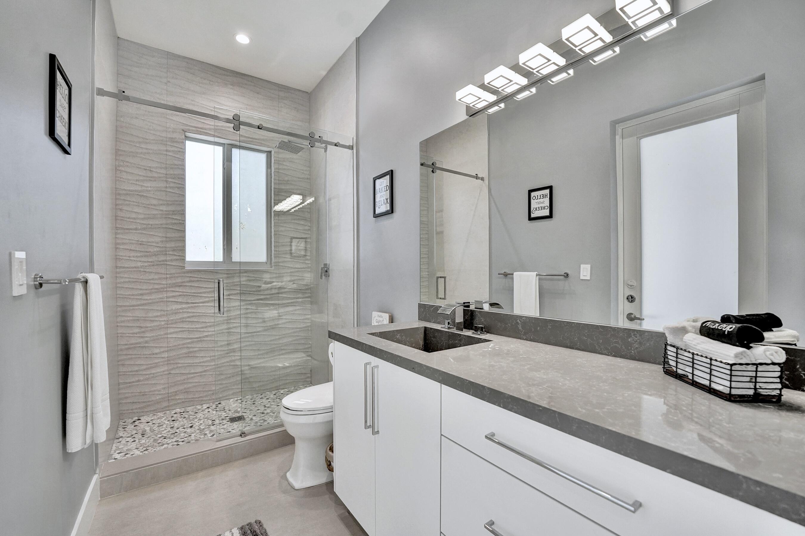 11201 Southwest 3rd Street Plantation, FL 33325 - Photo 28 of 79 Bathroom - Grey room
