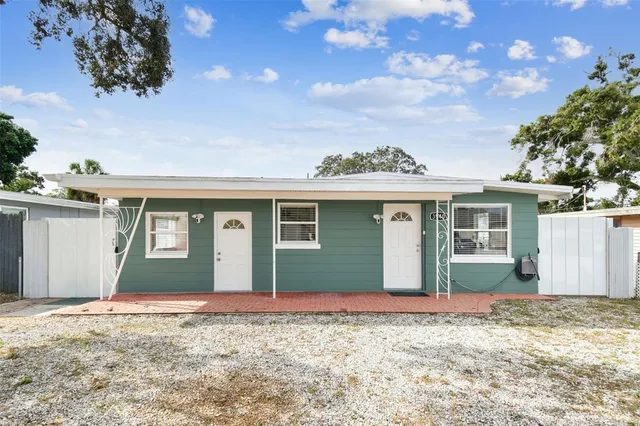 $2,500 | 3540 56th Avenue North, Unit 2, St. Petersburg, FL 33714